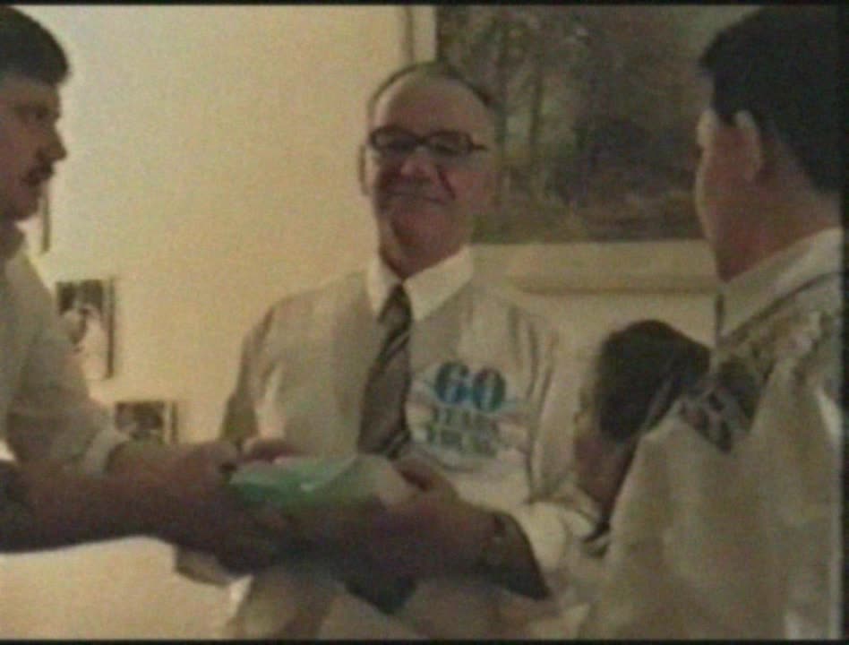 Étape 1 — Inspection physique de la cassette VHS-C, contrôle de la bande et nettoyage des têtes